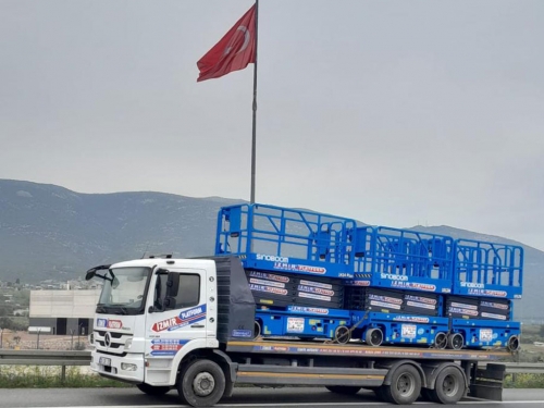 Bayrakl� Manlift Kiralama